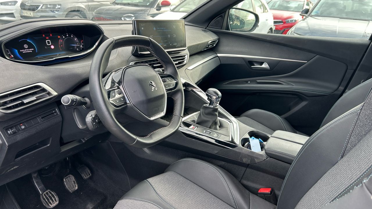Peugeot 3008 1.2 PURETECH 96KW S&S ALLURE PACK 130 5P