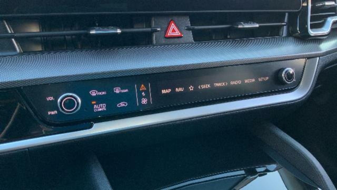 Kia Sportage 1.6 T-GDI PHEV TECH 4WD AUTO 265 5P