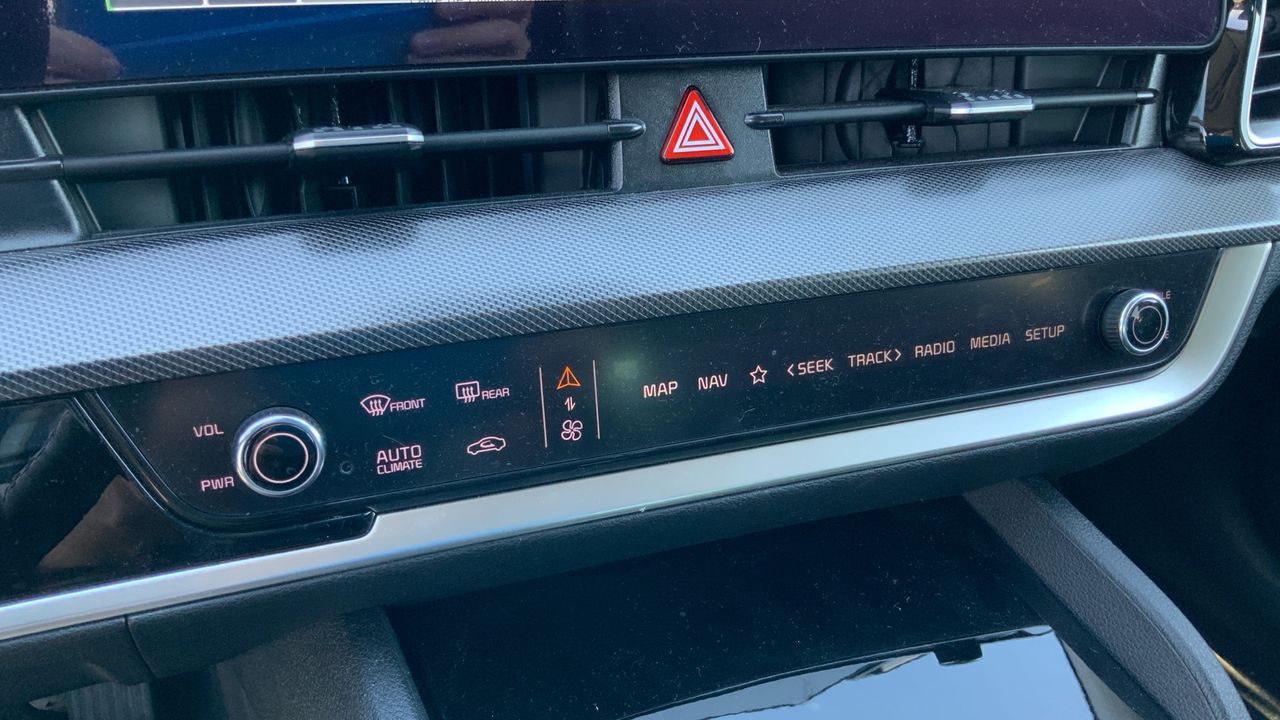 Kia Sportage 1.6 T-GDI PHEV TECH 4WD AUTO 265 5P