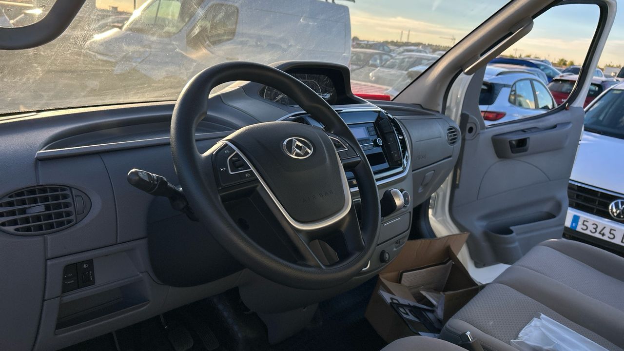 Maxus V80 2.5 V80 LWB H2 136 4P