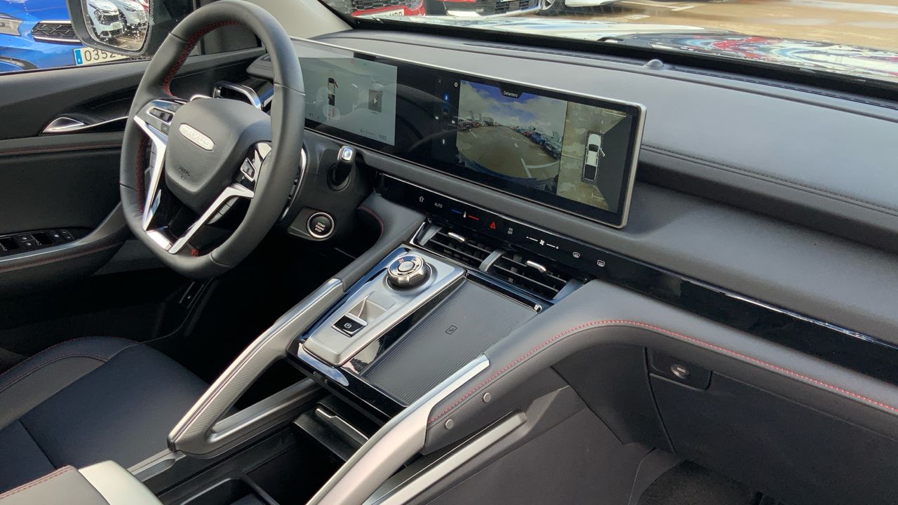 Maxus T60 MAX 2.0D 8AT 4WD 215 4P