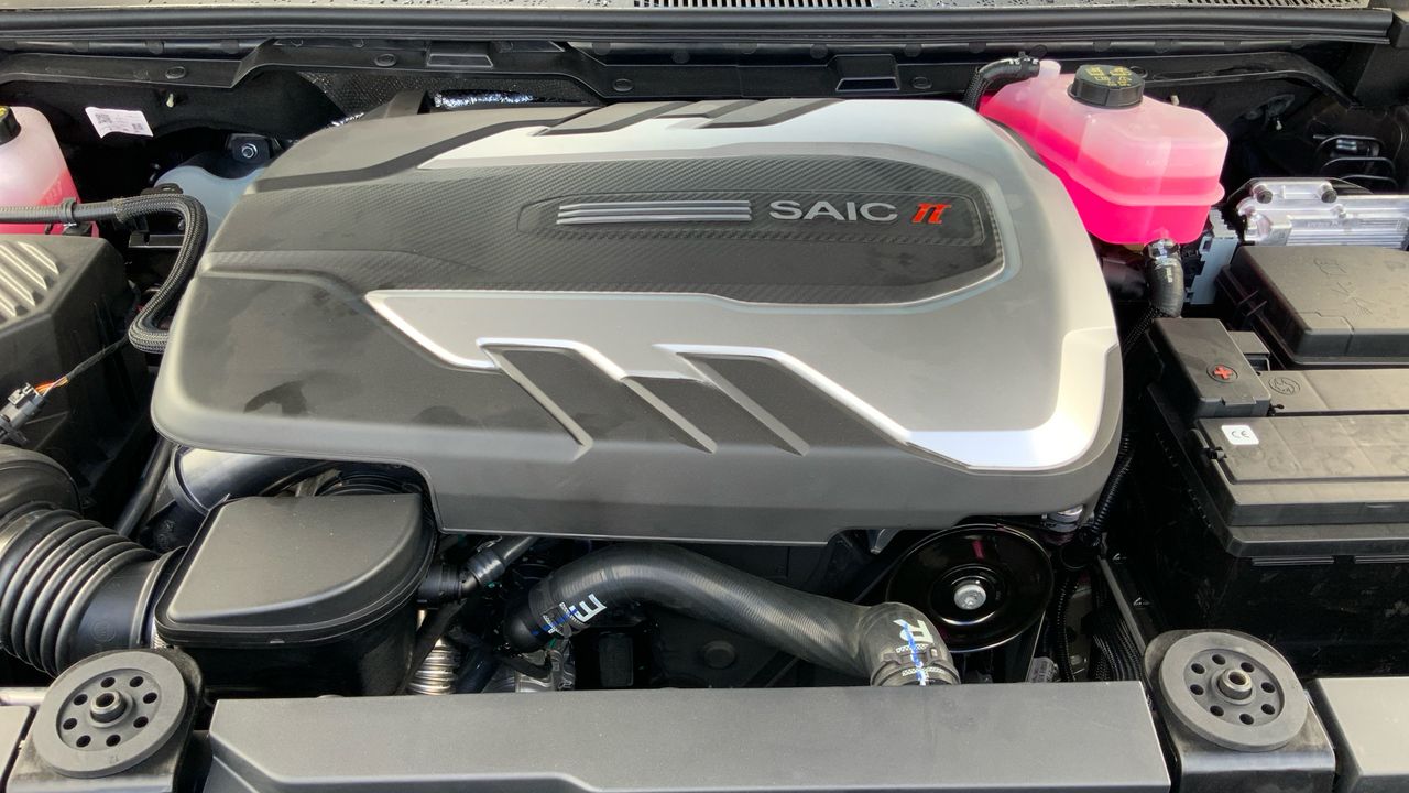 Maxus T60 MAX 2.0D 8AT 4WD 215 4P