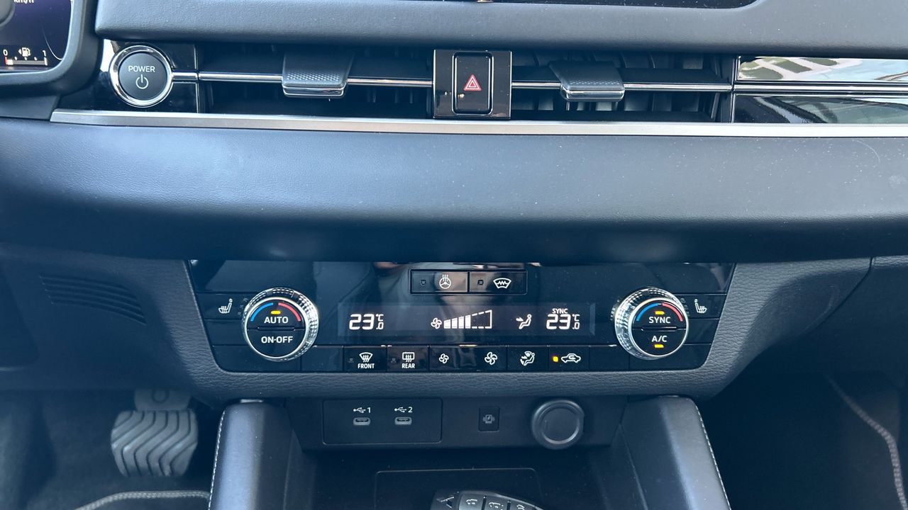 Mitsubishi Outlander 2.4 PHEV KAITEKI 306 5P