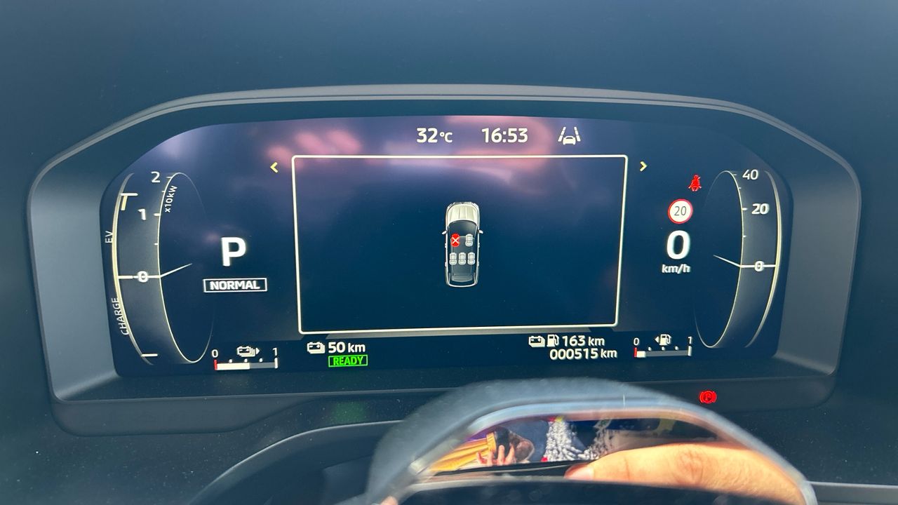 Mitsubishi Outlander 2.4 PHEV KAITEKI 306 5P