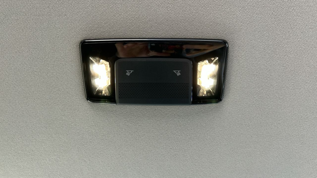 Mitsubishi Outlander 2.4 PHEV KAITEKI 306 5P