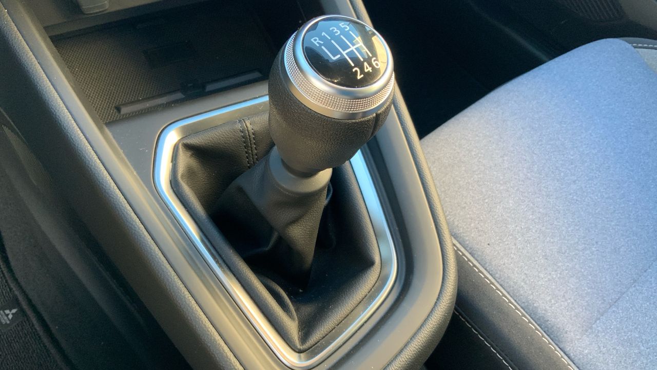 Mitsubishi Colt 1.0 100T LPG MOTION 100 5P