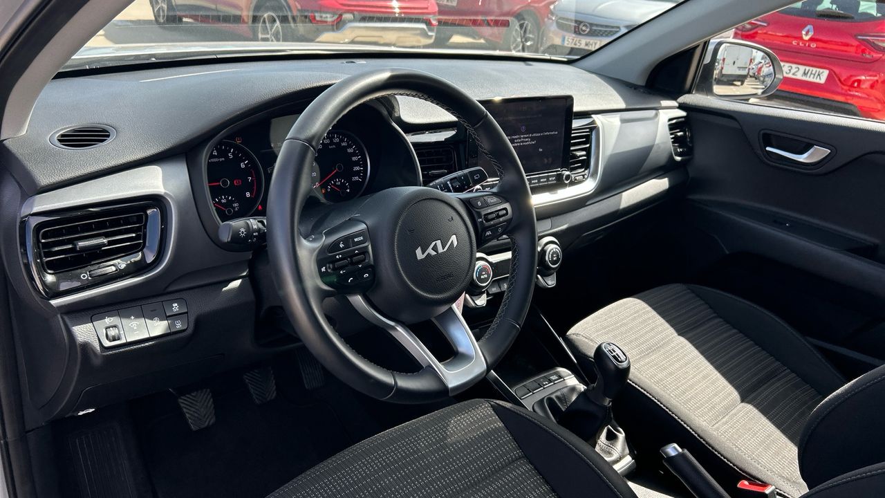 Kia Stonic 1.0 T-GDI MHEV IMT 74KW DRIVE 100 5P