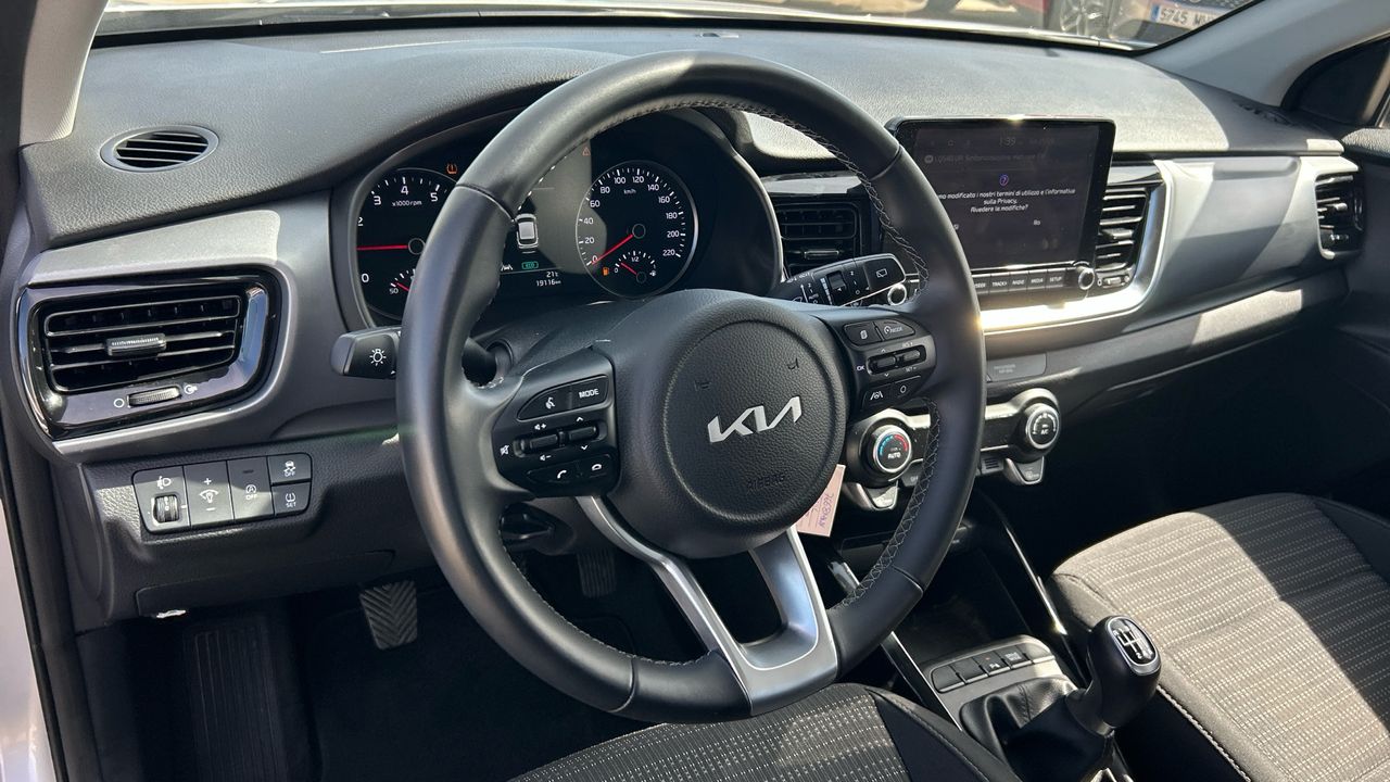 Kia Stonic 1.0 T-GDI MHEV IMT 74KW DRIVE 100 5P