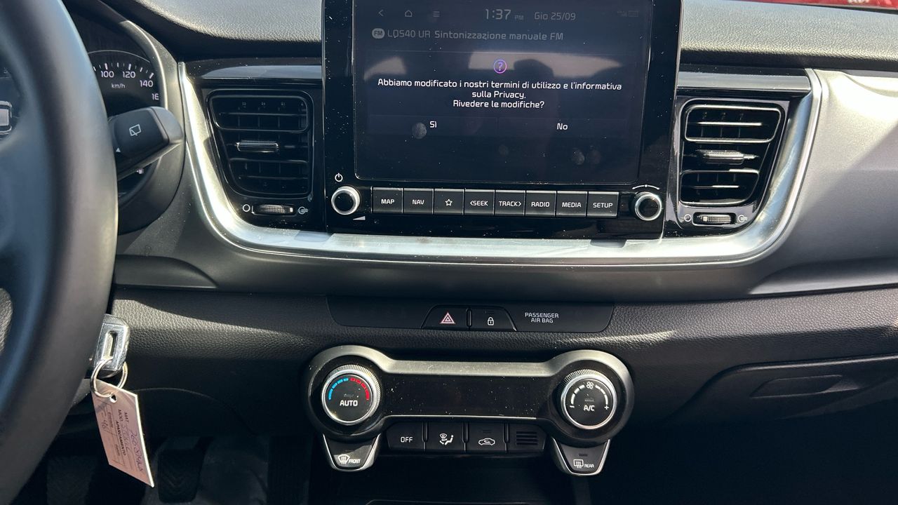 Kia Stonic 1.0 T-GDI MHEV IMT 74KW DRIVE 100 5P