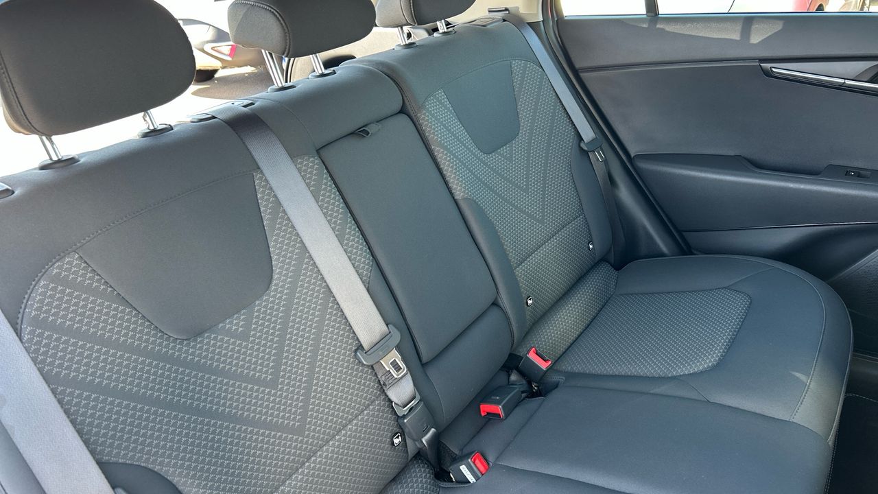 Kia Niro BEV 65KWH 150KW E-NIRO SMART EDITION 204 5P