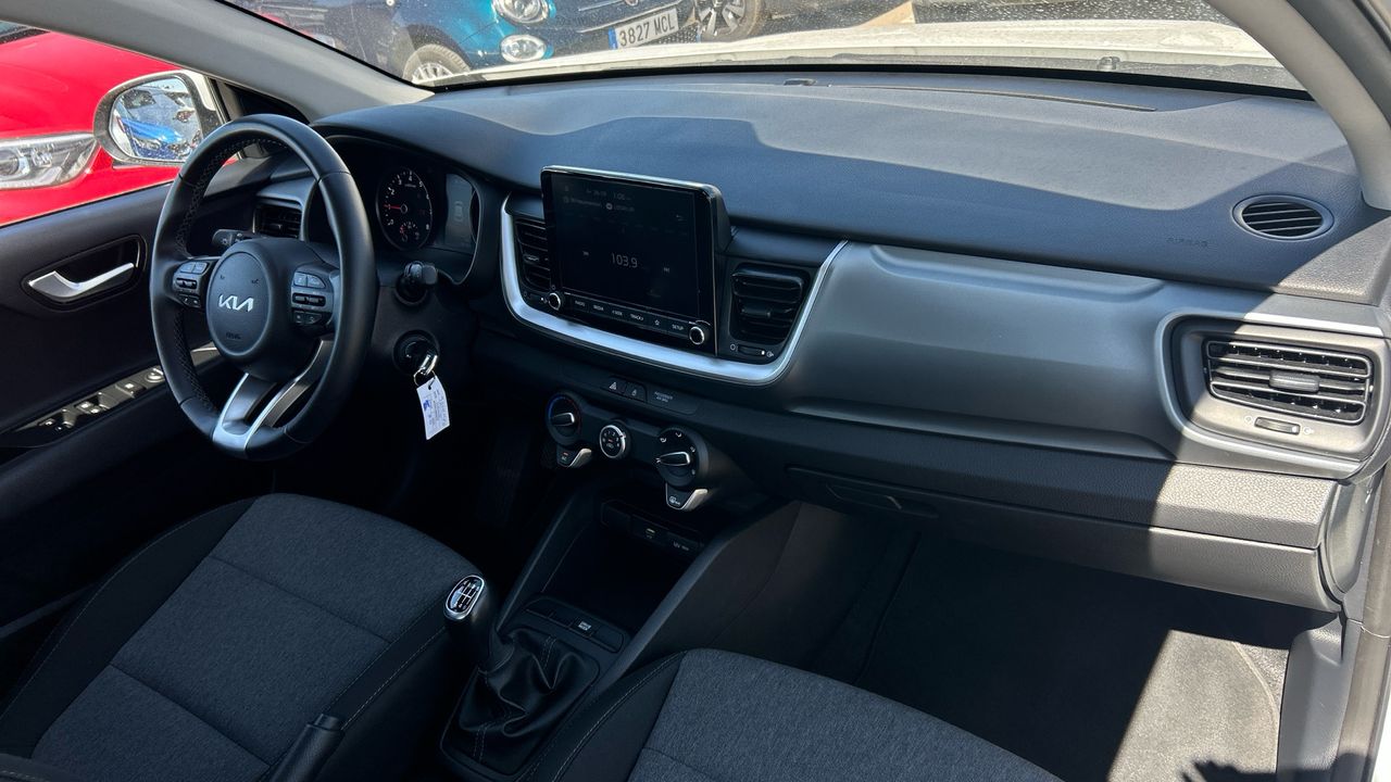 Kia Stonic 1.0 T-GDI MHEV IMT 74KW CONCEPT 100 5P