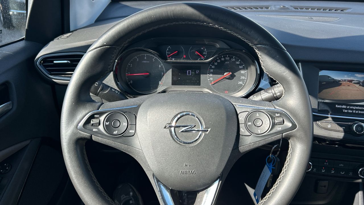 Opel Crossland X 1.2 81KW DESIGN LINE 120 ANIVER S/S AUTO 110 5P