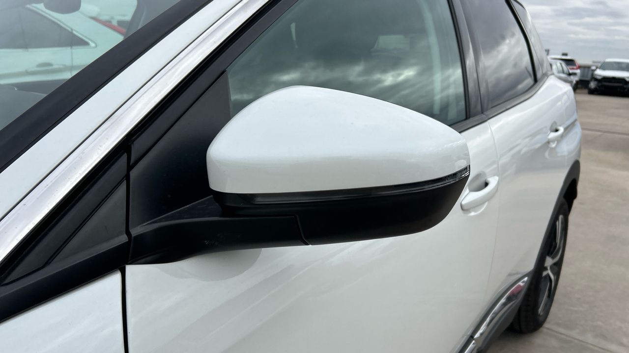 Peugeot 3008 1.2 PURETECH 96KW ALLURE S&S 130 5P