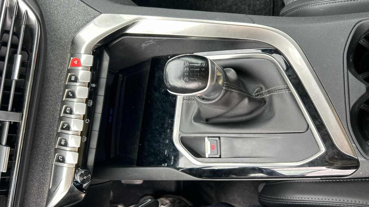 Peugeot 3008 1.2 PURETECH 96KW ALLURE S&S 130 5P