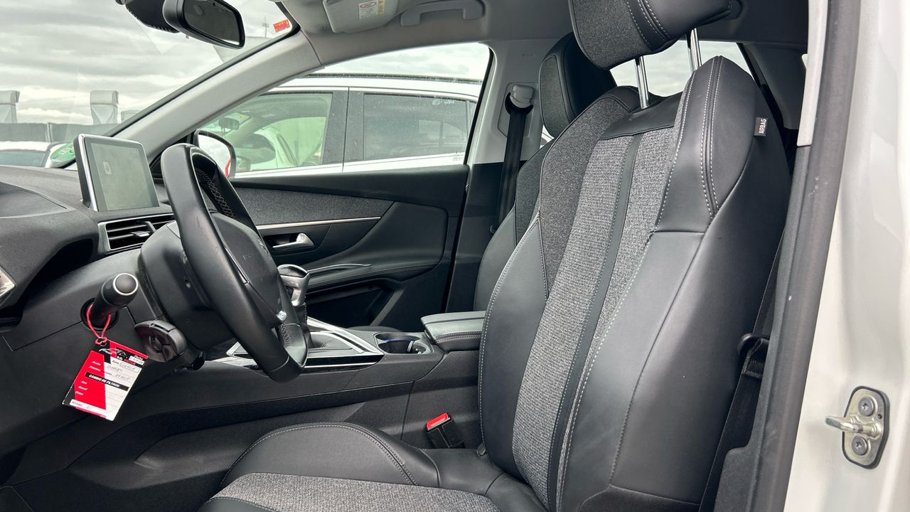 Peugeot 3008 1.2 PURETECH 96KW ALLURE S&S 130 5P