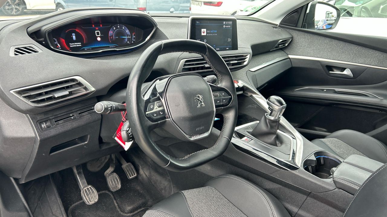 Peugeot 3008 1.2 PURETECH 96KW ALLURE S&S 130 5P