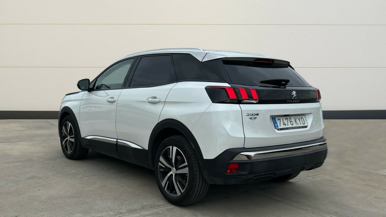 Peugeot 3008 1.2 PURETECH 96KW ALLURE S&S 130 5P