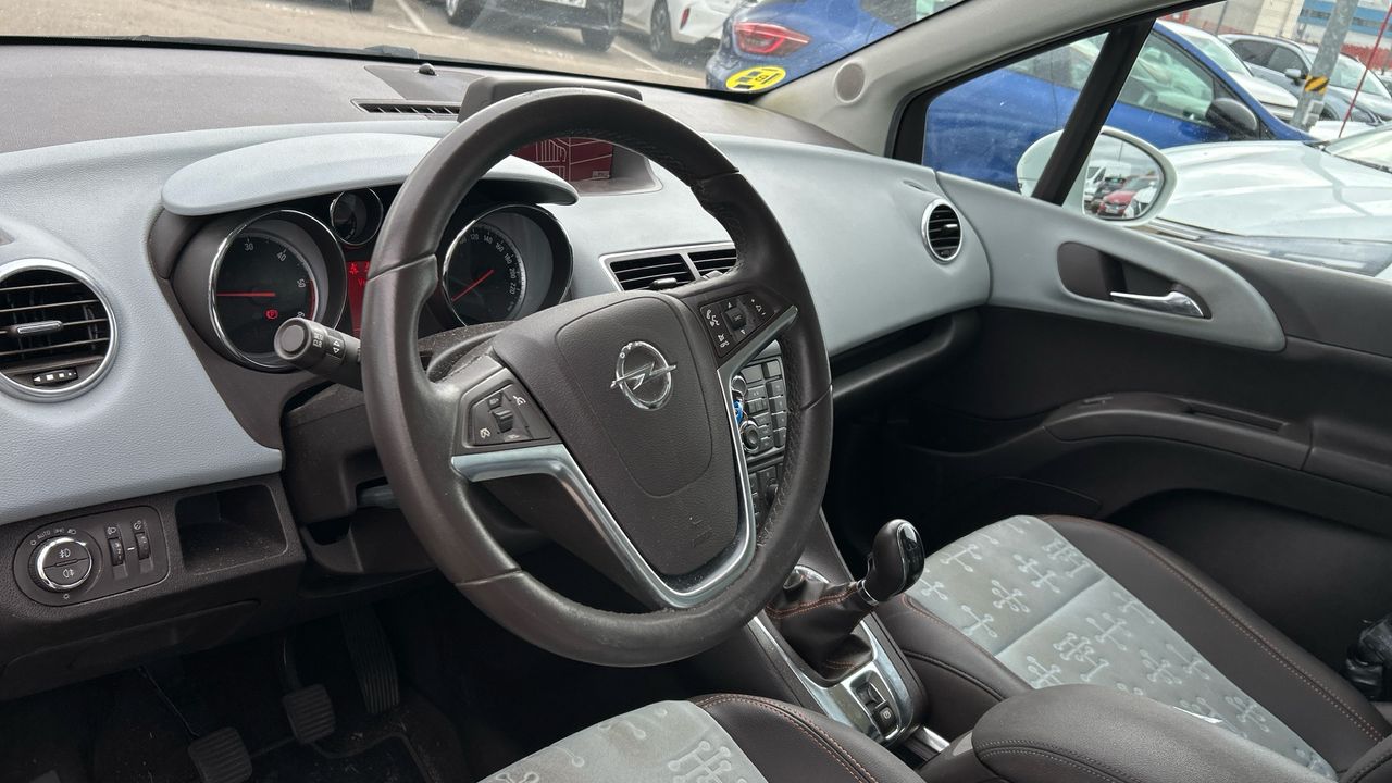 Opel Meriva 1.7 CDTI 110 EXCELLENCE 110 5P