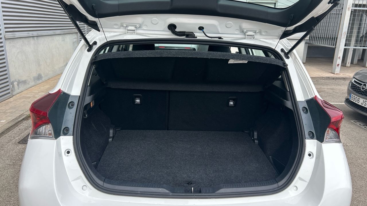 Toyota Auris 1.2T 85KW ACTIVE 116 5P