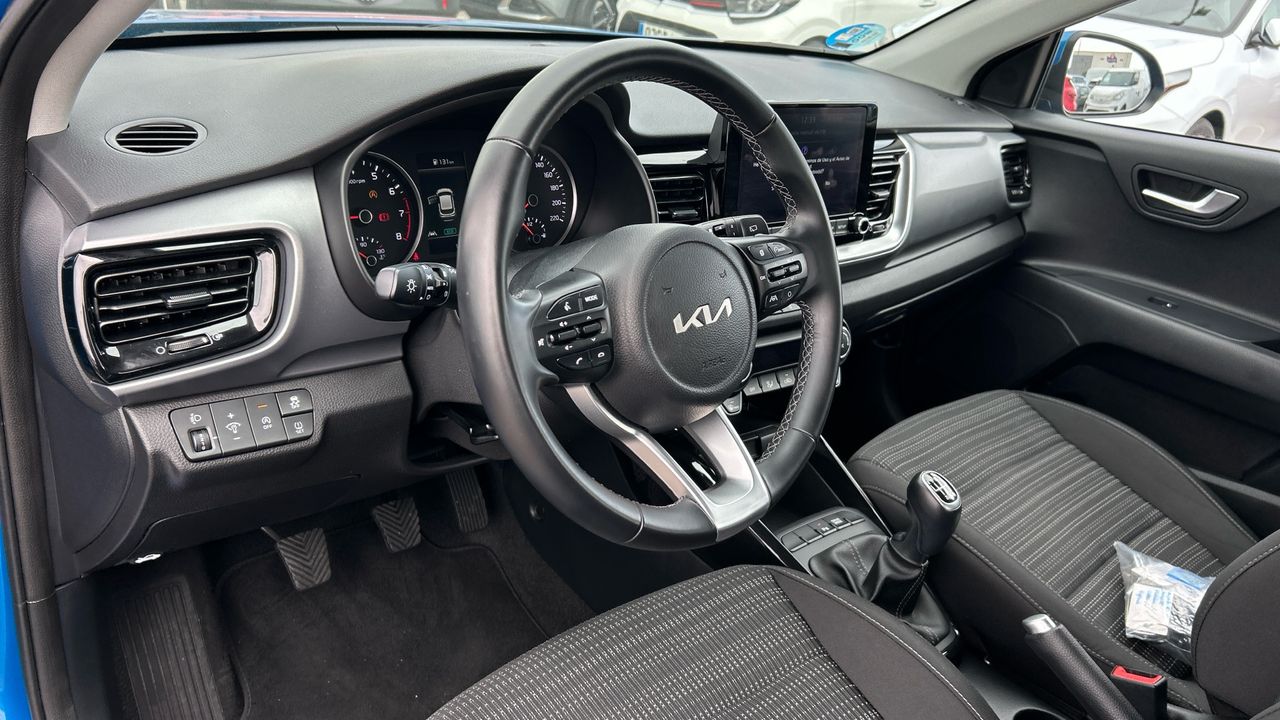 Kia Stonic 1.0 T-GDI MHEV IMT 74KW DRIVE 100 5P