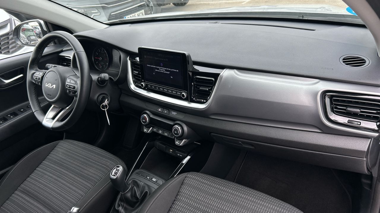Kia Stonic 1.0 T-GDI MHEV IMT 74KW DRIVE 100 5P