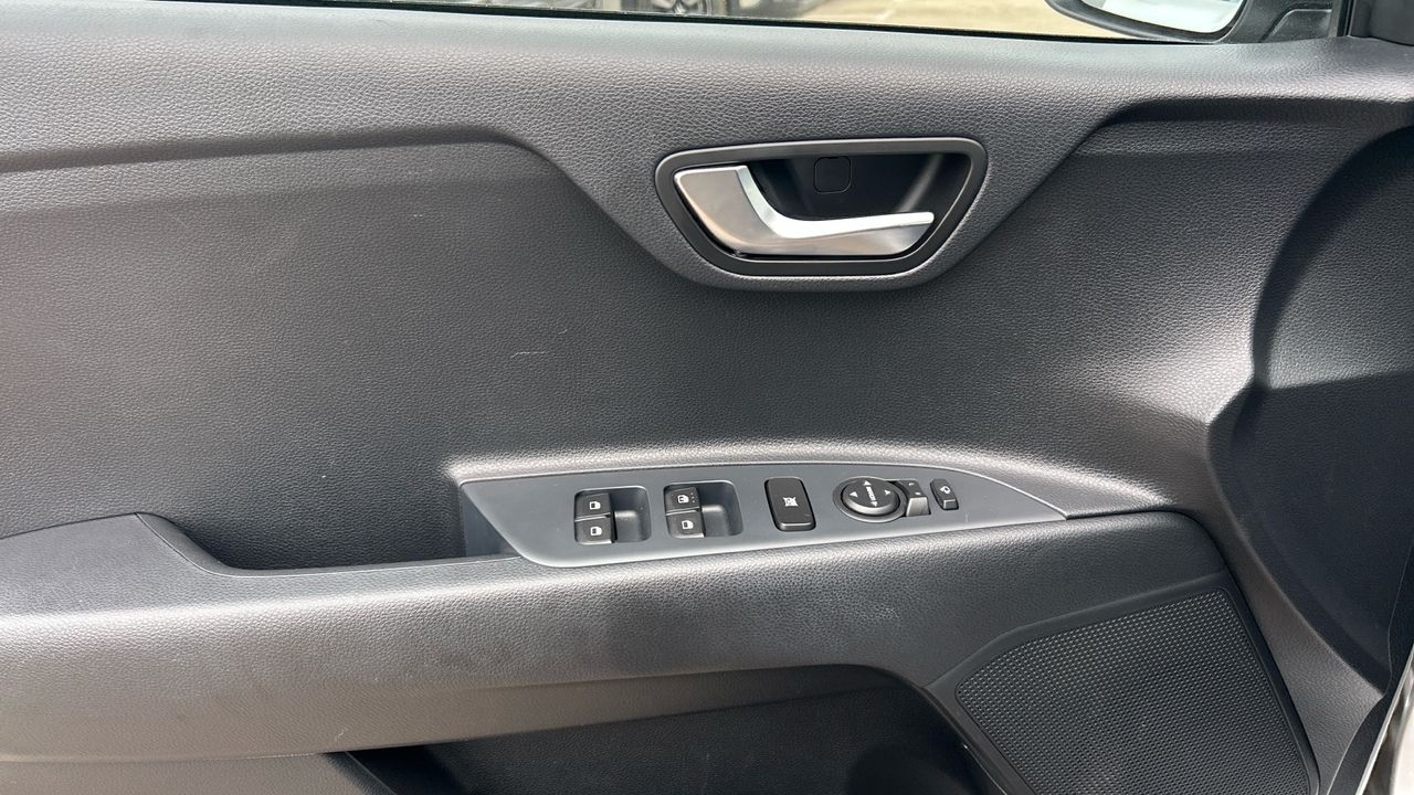 Kia Stonic 1.0 T-GDI MHEV IMT 74KW DRIVE 100 5P