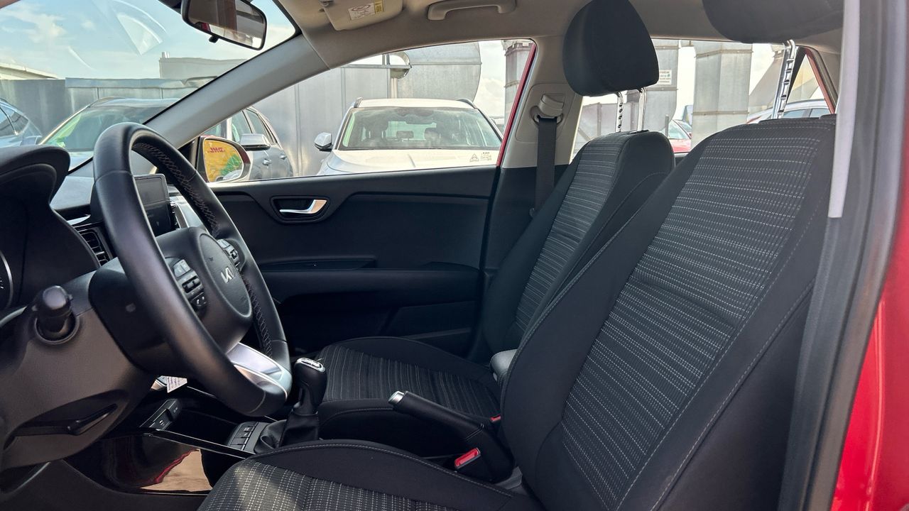 Kia Stonic 1.0 T-GDI MHEV IMT 74KW DRIVE 100 5P