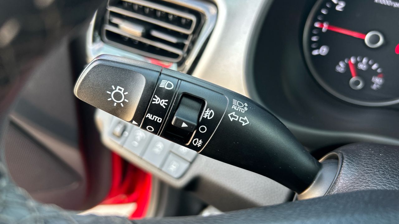 Kia Stonic 1.0 T-GDI MHEV IMT 74KW DRIVE 100 5P