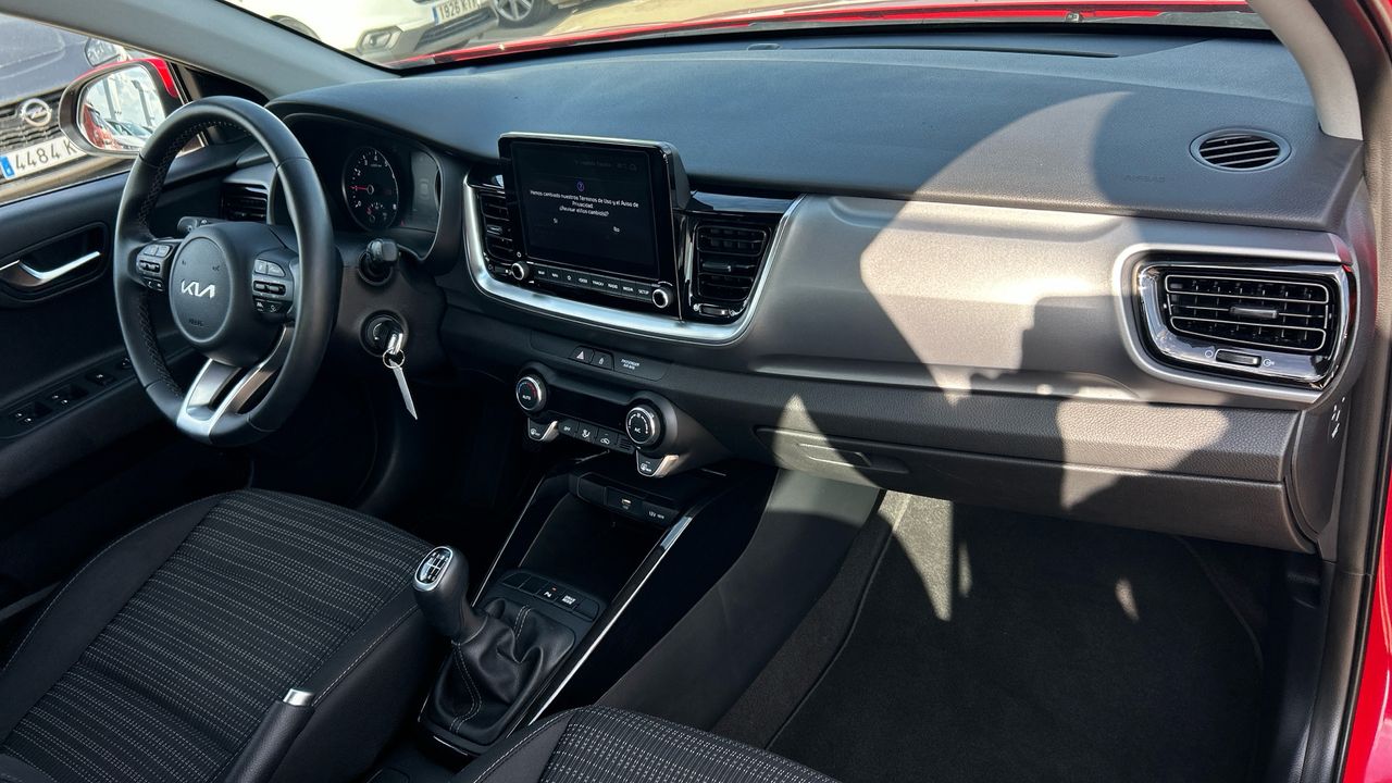 Kia Stonic 1.0 T-GDI MHEV IMT 74KW DRIVE 100 5P