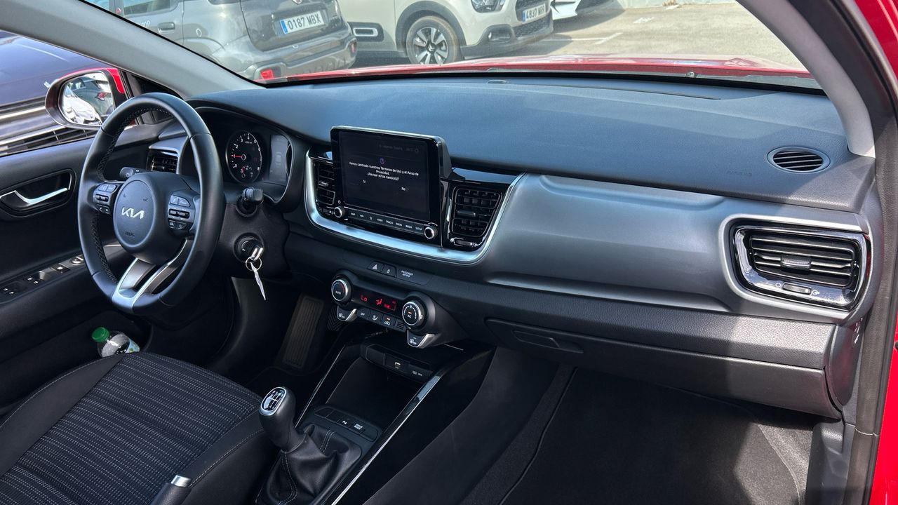 Kia Stonic 1.0 T-GDI MHEV IMT 74KW DRIVE 100 5P