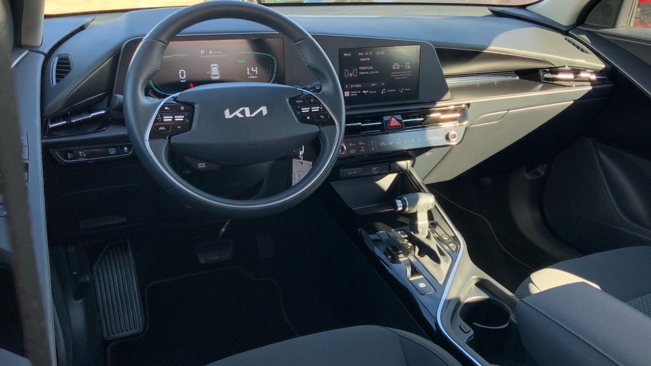 Kia Niro 1.6 GDI HEV CONCEPT 141 5P