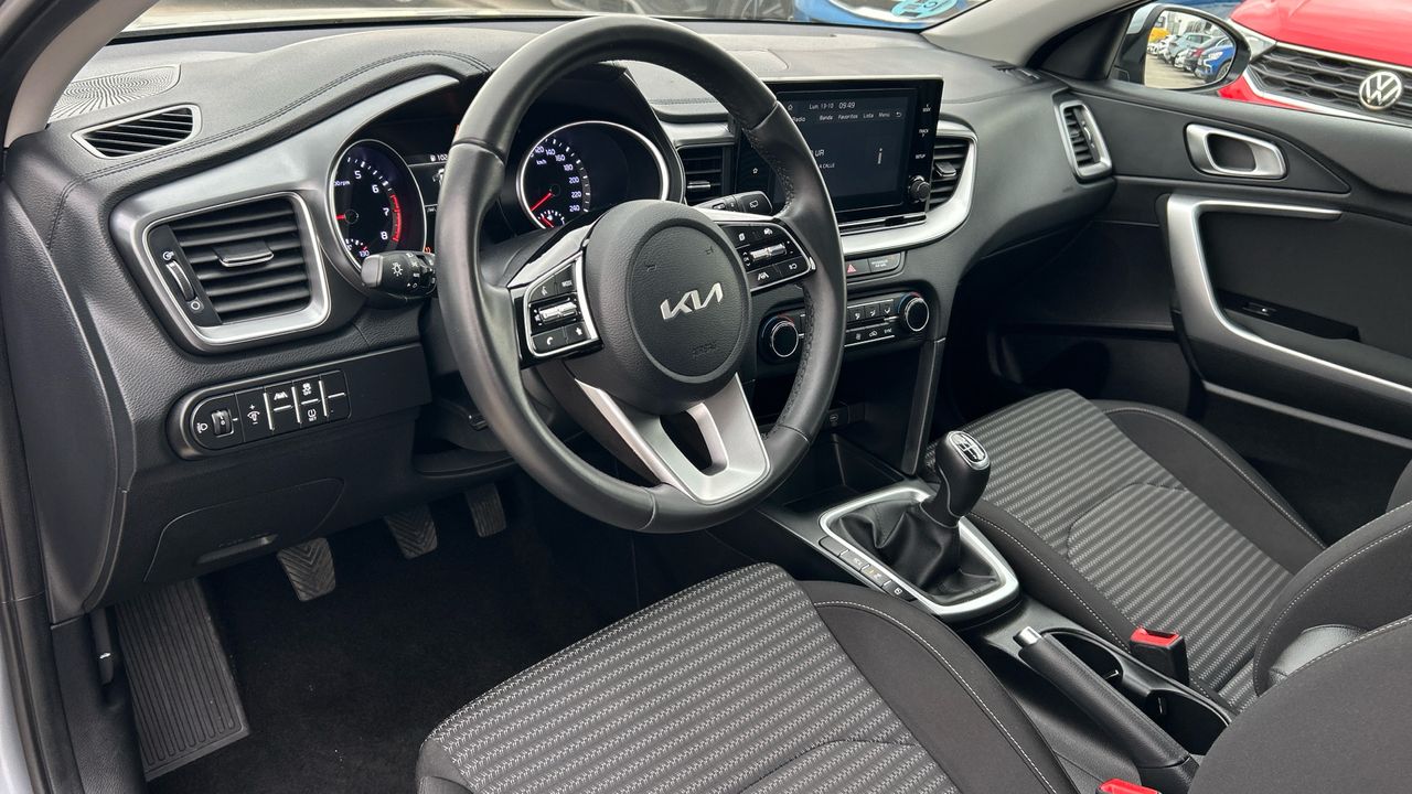 Kia Ceed 1.0 T-GDI 88KW DRIVE 120 5P