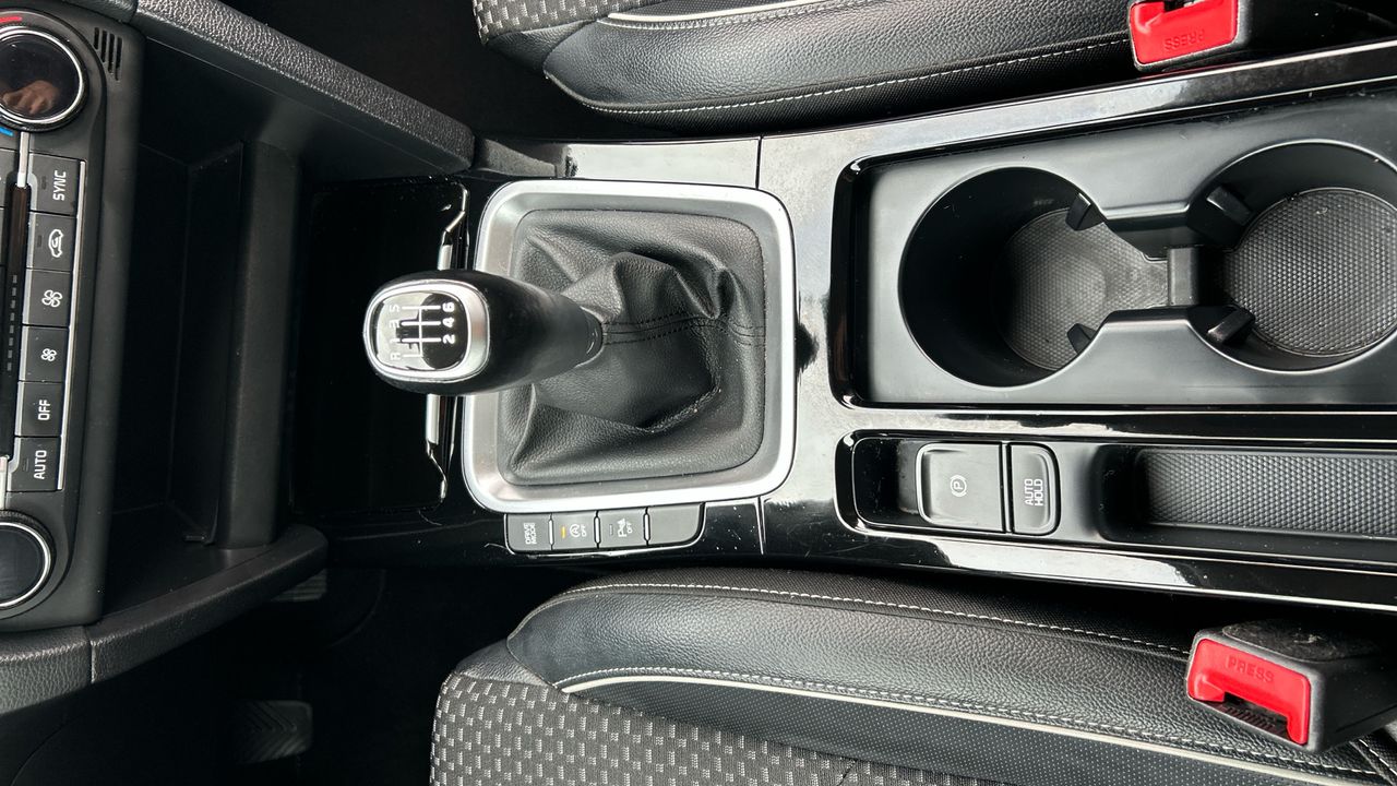 Kia XCeed 1.6 MHEV 100KW TECH 136 5P