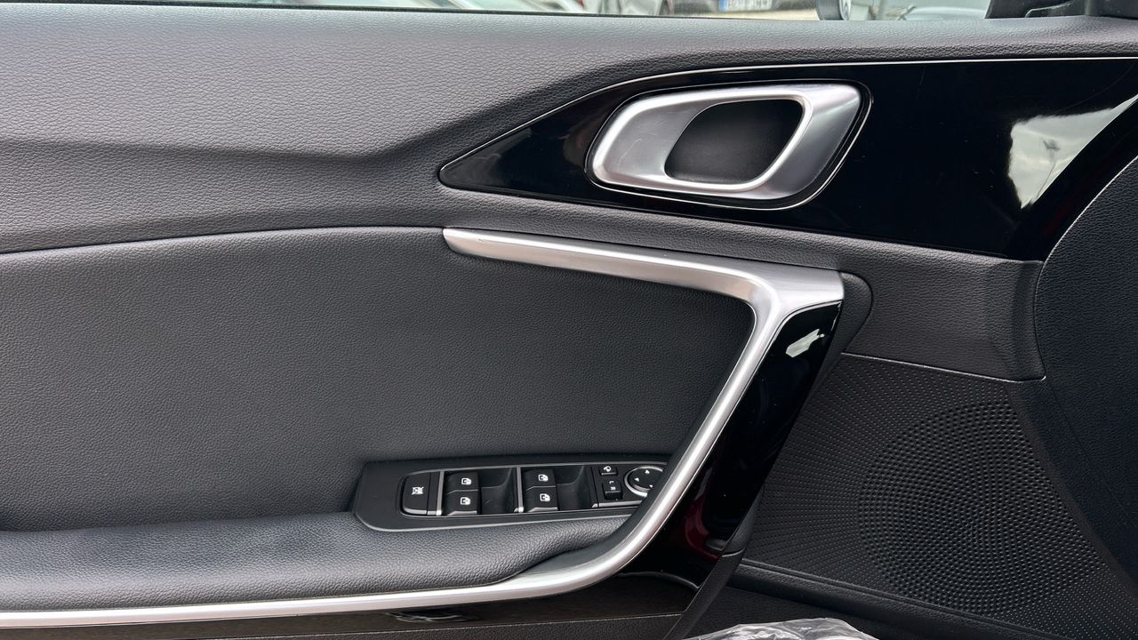 Kia XCeed 1.6 MHEV 100KW TECH 136 5P