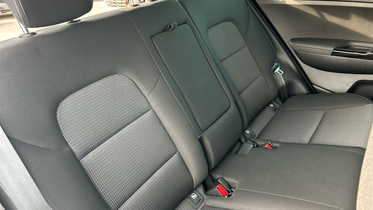 Kia Sportage 1.6 GDI BLACK EDITION 2WD 132 5P