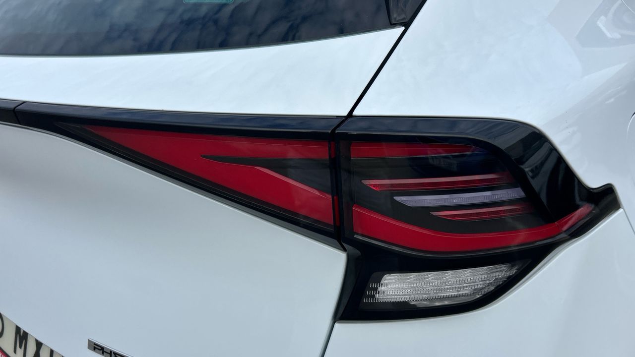 Kia Sportage 1.6 T-GDI PHEV TECH 4WD AUTO 252 5P