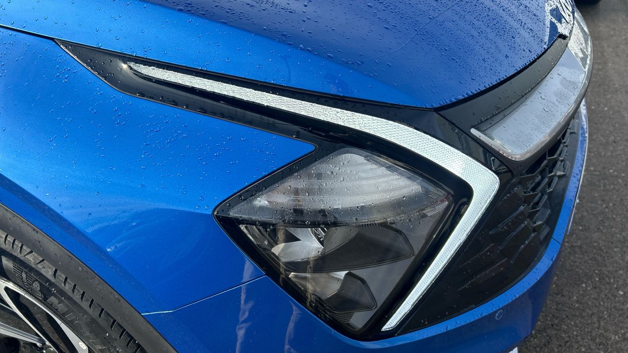 Kia Sportage 1.6 T-GDI HEV DRIVE AUTO 230 5P