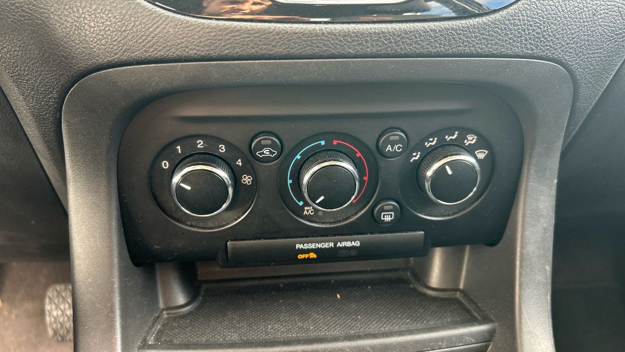 Ford Ka 1.2 TI-VCT 63KW WHITE EDITION 85 5P