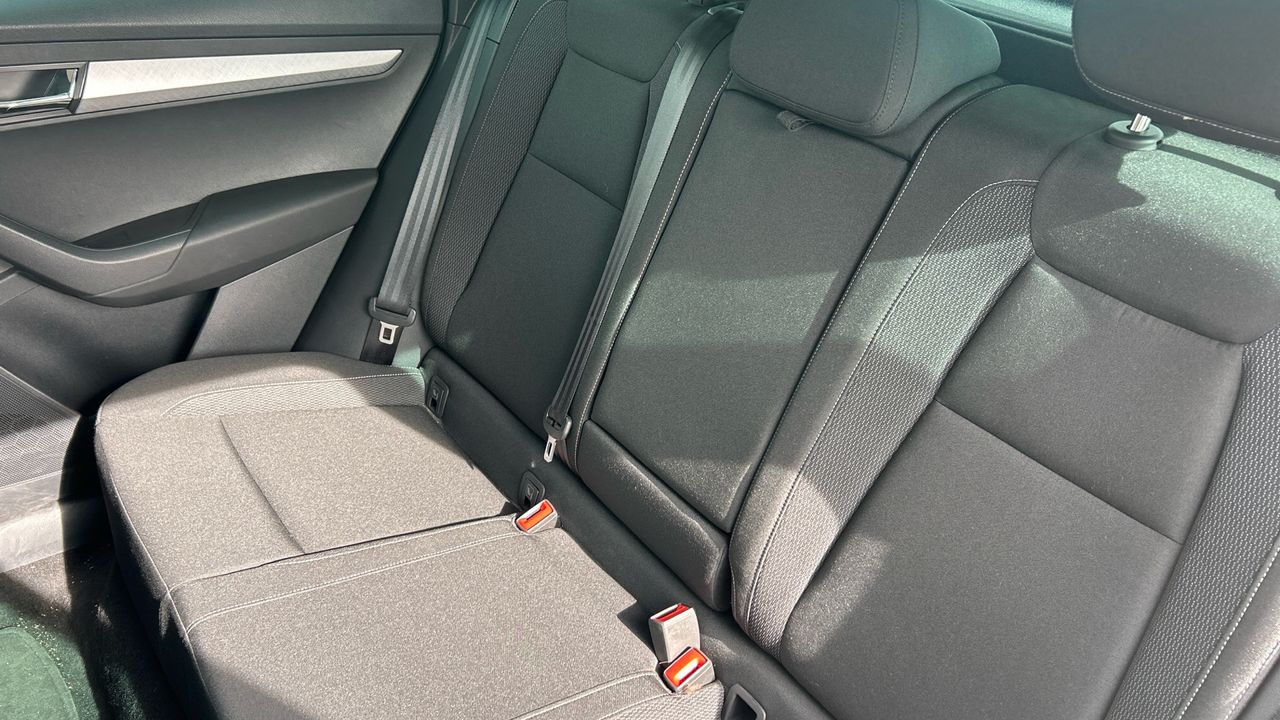 Skoda Karoq 2.0 TDI 85KW AMBITION 115 5P