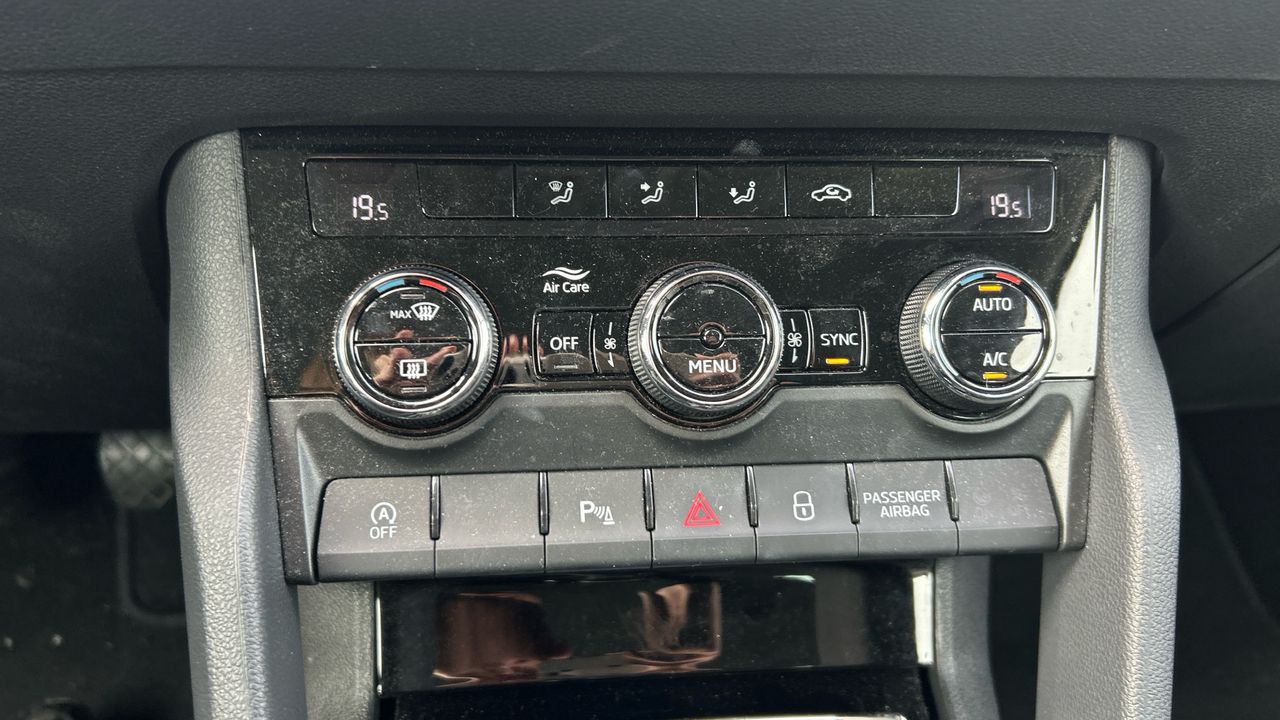 Skoda Karoq 2.0 TDI 85KW AMBITION 115 5P