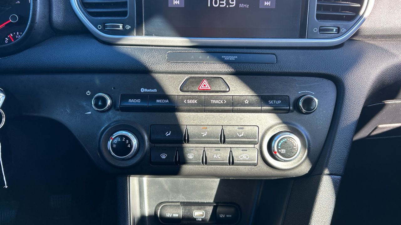 Kia Sportage 1.6 MHEV 100KW CONCEPT 2WD 136 5P