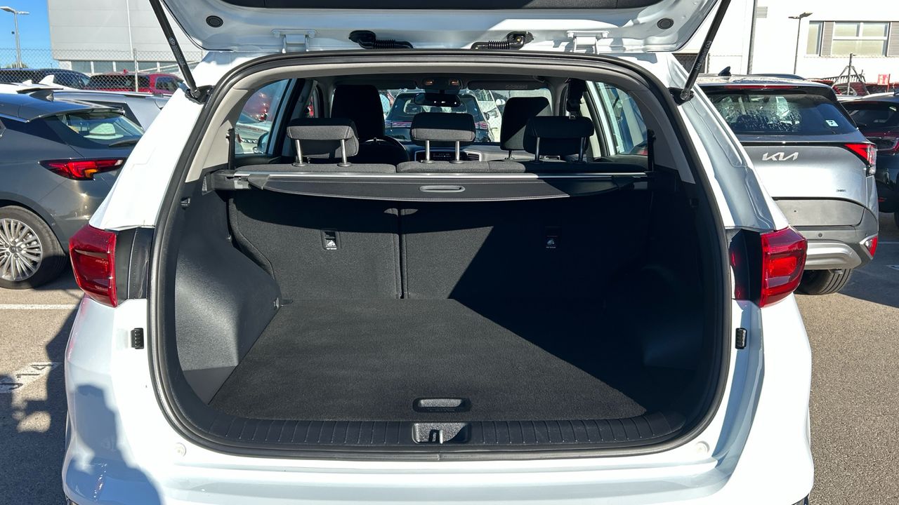 Kia Sportage 1.6 MHEV 100KW CONCEPT 2WD 136 5P