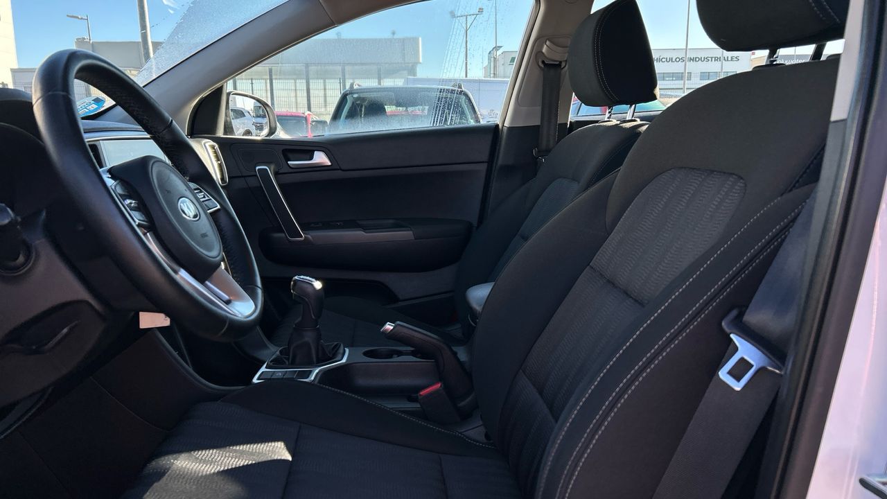 Kia Sportage 1.6 MHEV 100KW CONCEPT 2WD 136 5P