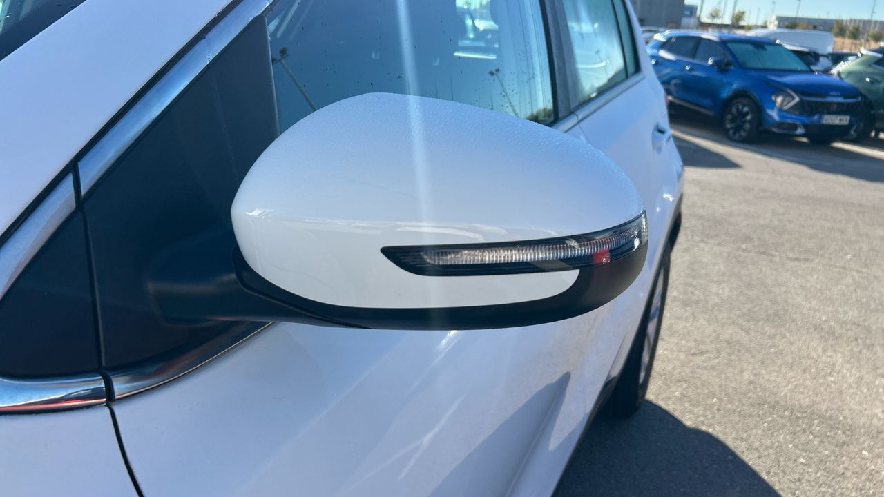 Kia Sportage 1.6 MHEV 100KW CONCEPT 2WD 136 5P