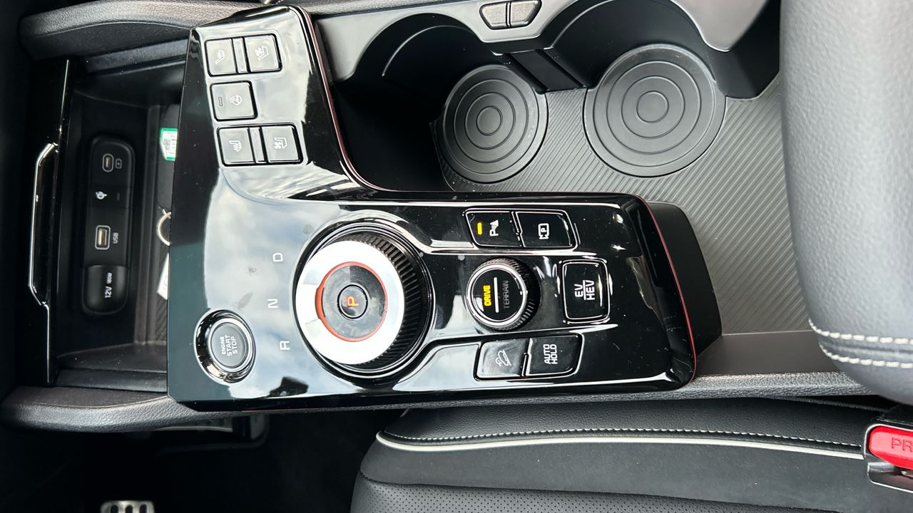 Kia Sportage 1.6 T-GDI PHEV GT-LINE 4WD AUTO 252 5P