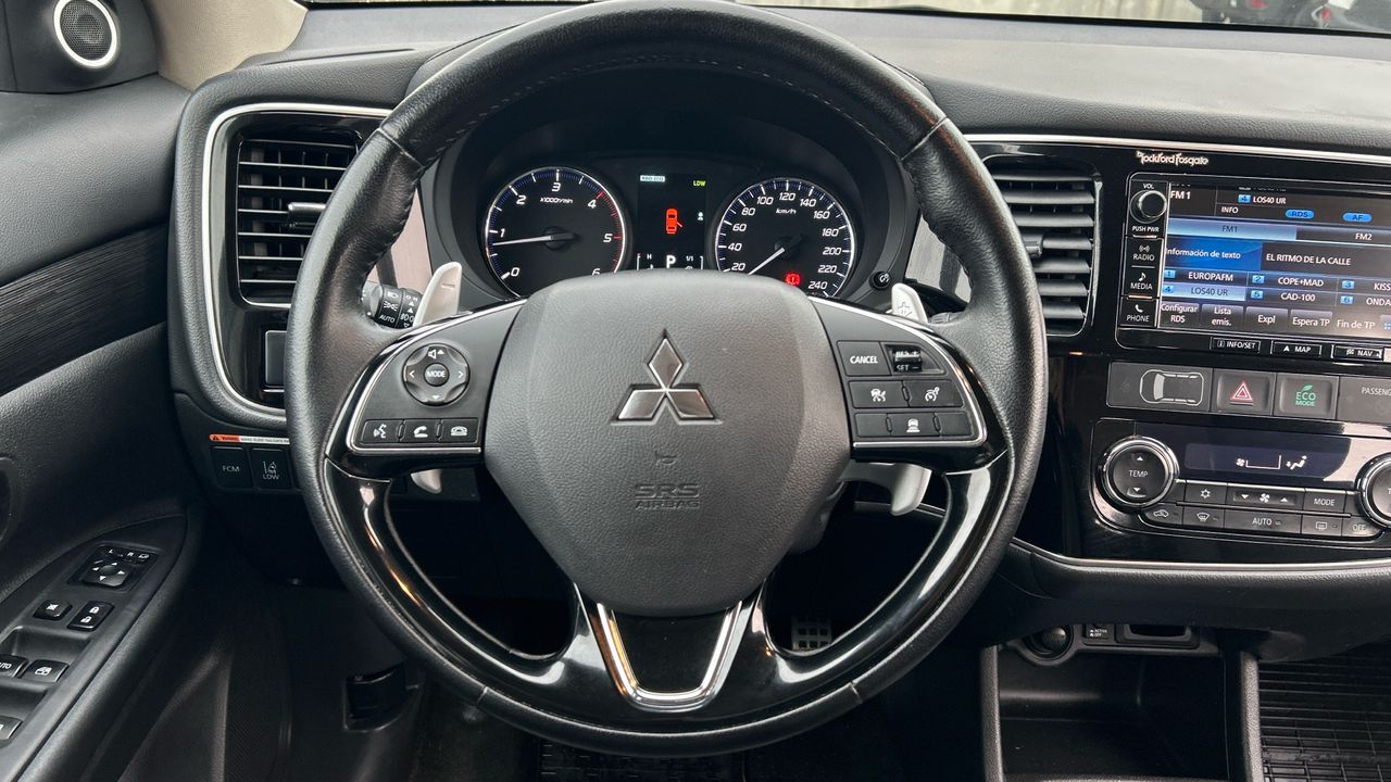 Mitsubishi Outlander 2.3 220 DI-D KAITEKI AUTO 4WD 150 5P 7 Plazas