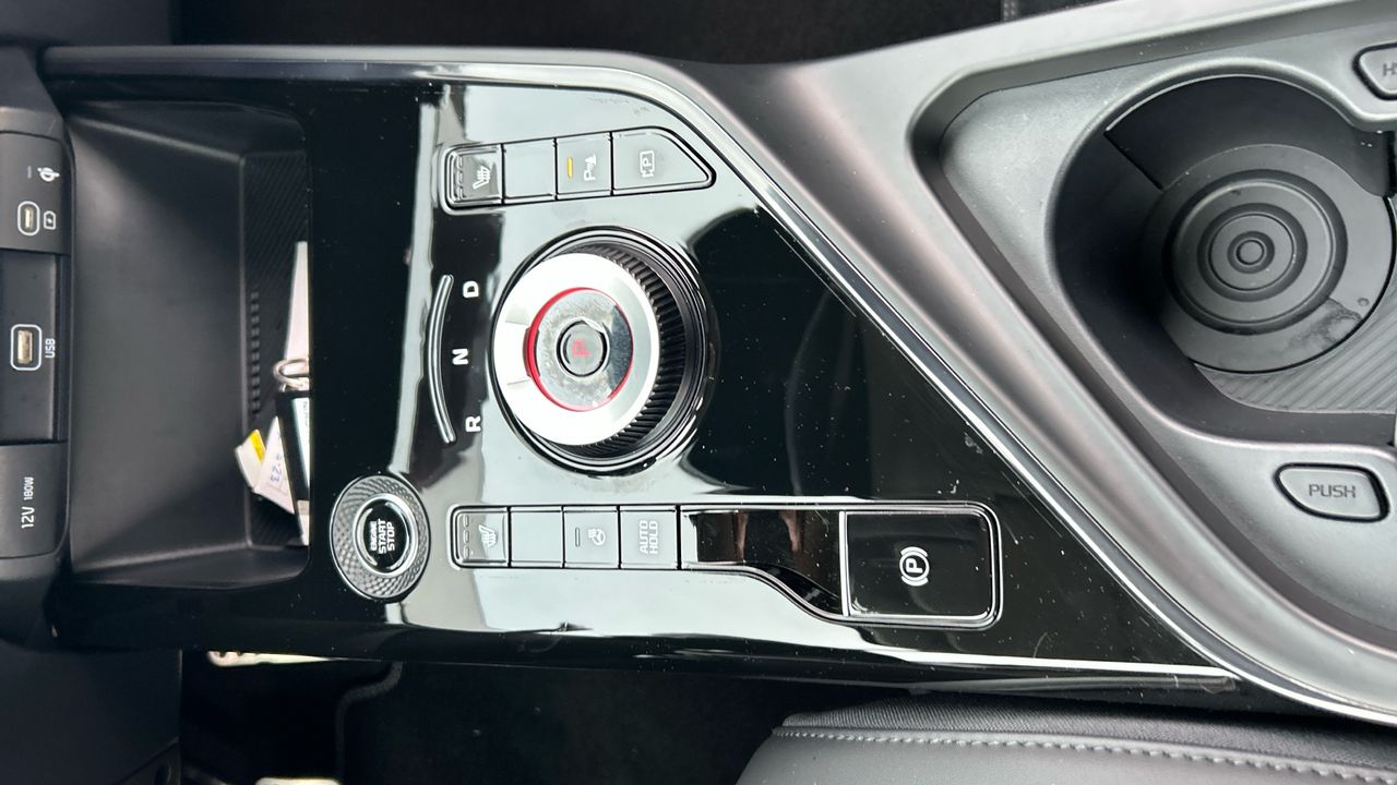 Kia Niro 1.6 GDI HEV EMOTION 129 5P