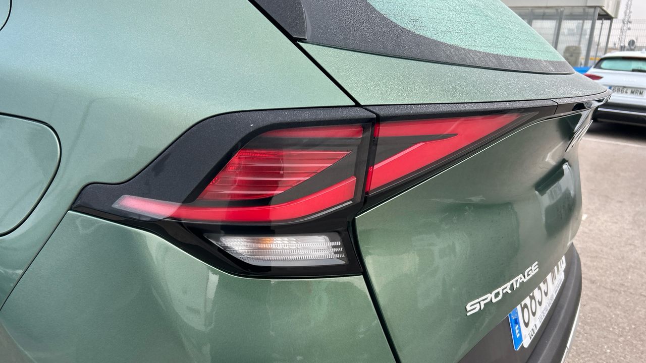 Kia Sportage 1.6 CRDI MHEV 100KW DRIVE 136 5P