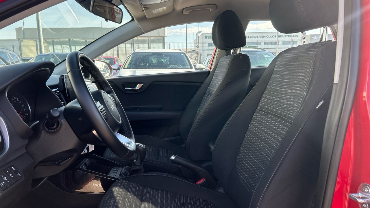 Kia Stonic 1.0 T-GDI MHEV IMT 74KW DRIVE 100 5P