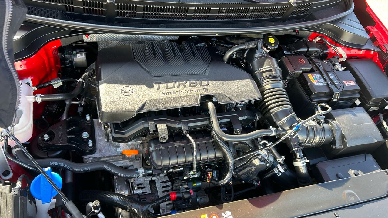 Kia Stonic 1.0 T-GDI MHEV IMT 74KW DRIVE 100 5P